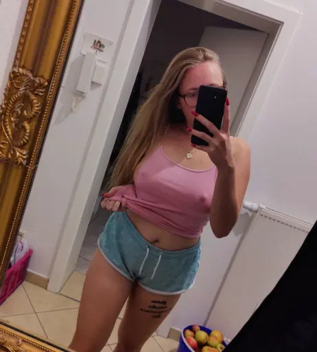 Image 2663902 from Feuerrose