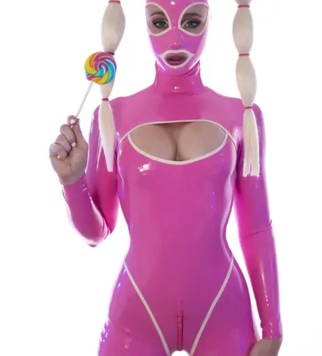 Image 2660198 from Scarlet Chase