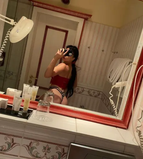 Image 266989 from Lara Bttn