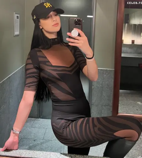 Image 2656742 from Elif