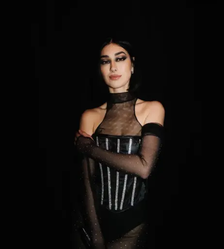 Image 2656313 from Elif