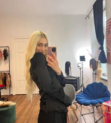 Image 2657755 from Elif