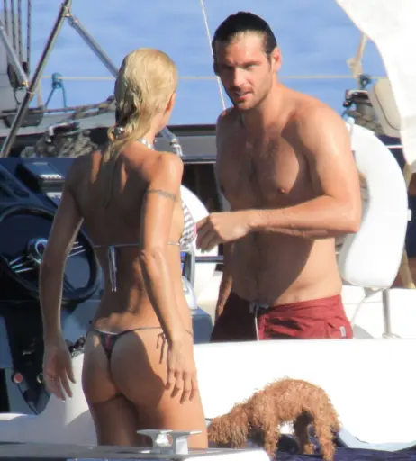 Image 2652027 from Michelle Hunziker