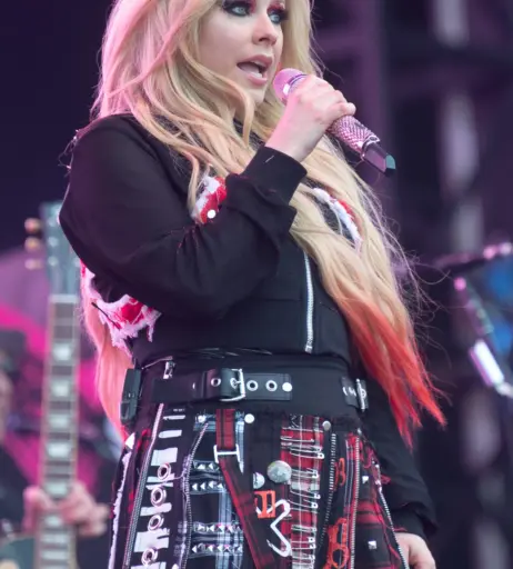 Image 2652304 from Avril Lavigne