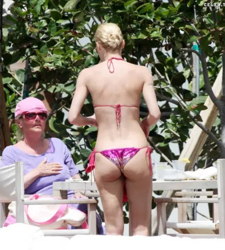Image 2653511 from Michelle Hunziker