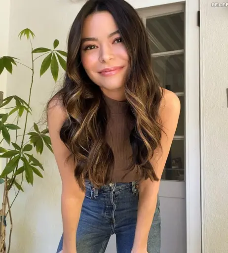 Image 2653731 from Miranda Cosgrove