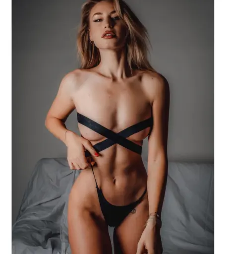 Image 2650178 from Julia Chavanne