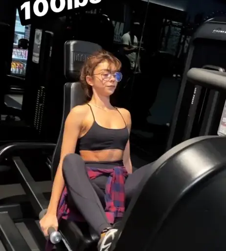 Image 2650356 from Sarah Hyland