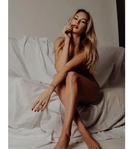 Image 2650237 from Julia Chavanne