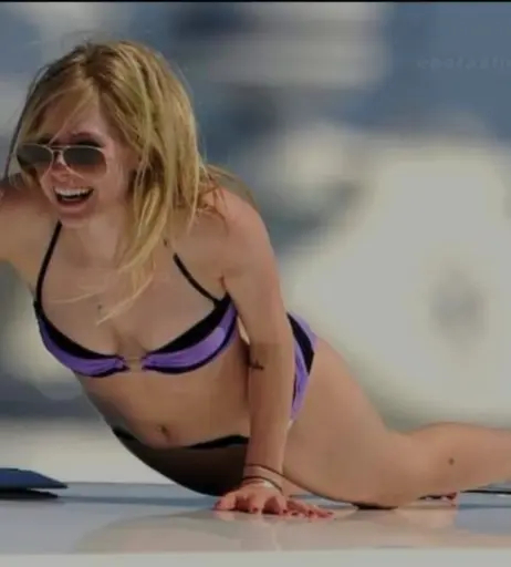 Image 2650986 from Avril Lavigne