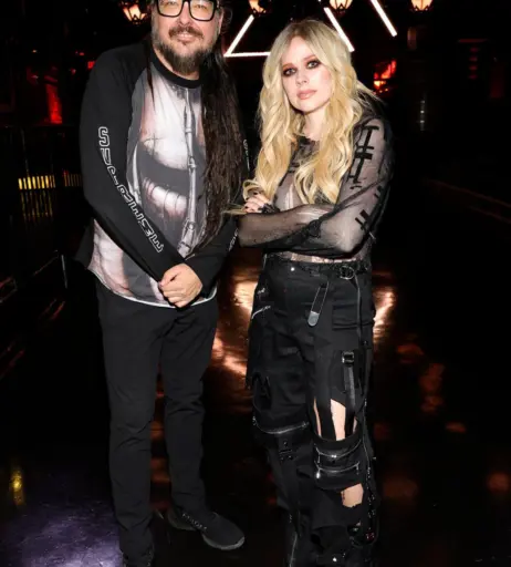 Image 2649763 from Avril Lavigne