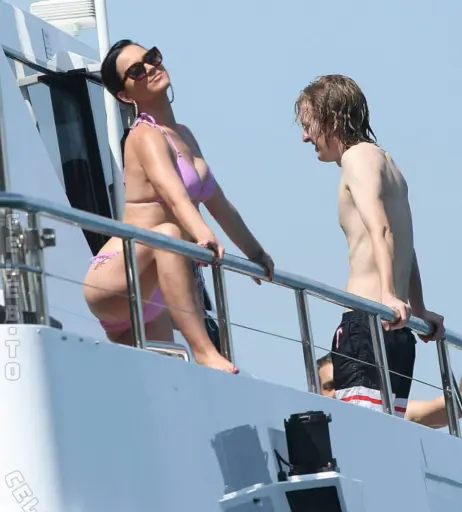 Image 26364336 from Katy Perry