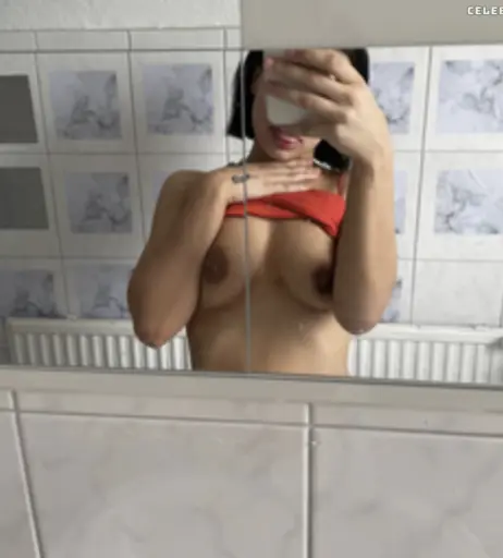 Image 263741 from Lara Bttn