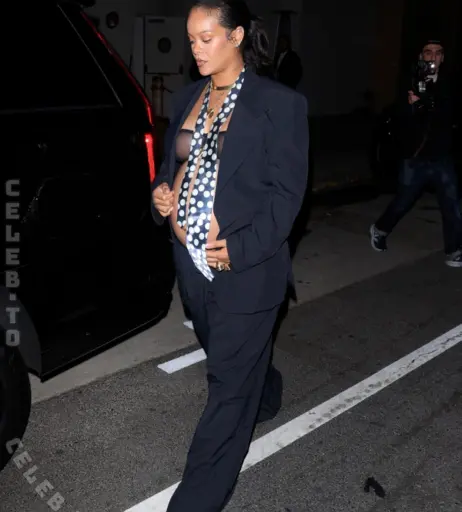 Image 26348332 from Rihanna