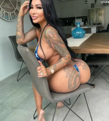 Image 26300087 from Brittanya Razavi