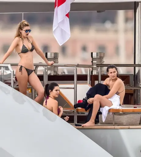 Image 26234425 from Kendall Jenner