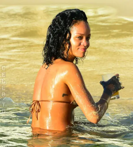 Image 26114664 from Rihanna