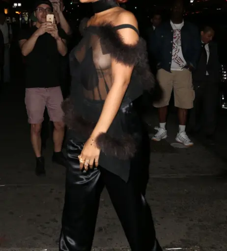 Image 2613861 from Rihanna