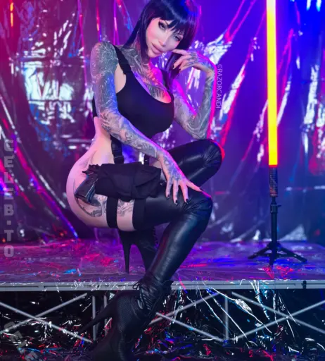 Image 26135321 from Razor Candi