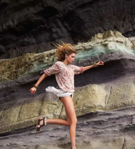 Image 2618987 from Stella Maxwell