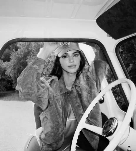 Image 26048054 from Kendall Jenner