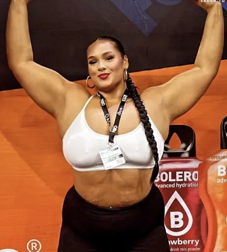 Image 26095853 from melina.bodybuilder