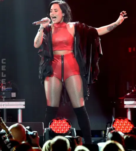 Image 26099902 from Demi Lovato