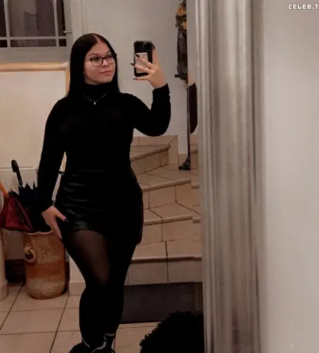 Image 2789245 from La_Lae_Chi