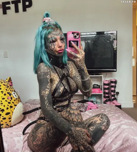 Image 2788308 from Amber Luke