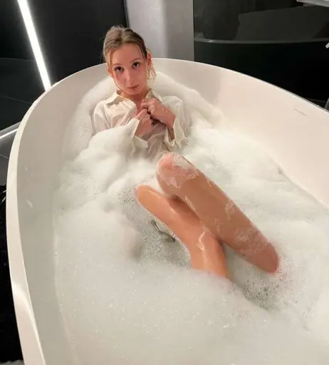 Image 2775259 from masseuse.katty