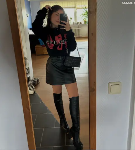 Image 2779453 from joysemmi