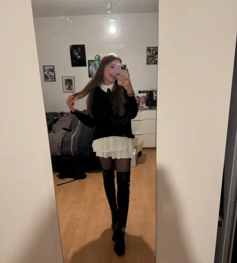 Image 2779462 from joysemmi