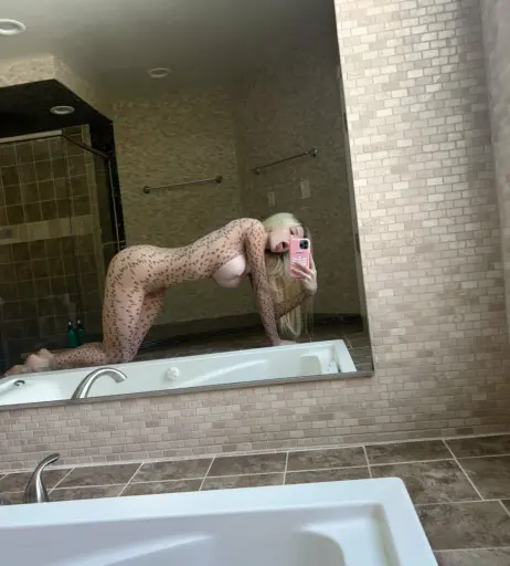 Image 2765518 from Lilly Bloomes