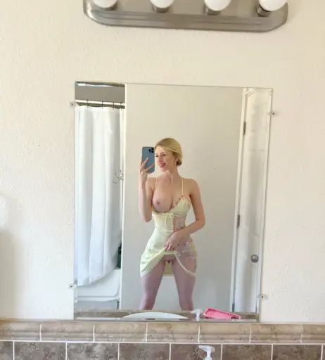 Image 2765419 from Lilly Bloomes