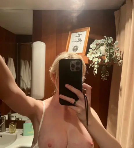 Image 2765781 from Lilly Bloomes