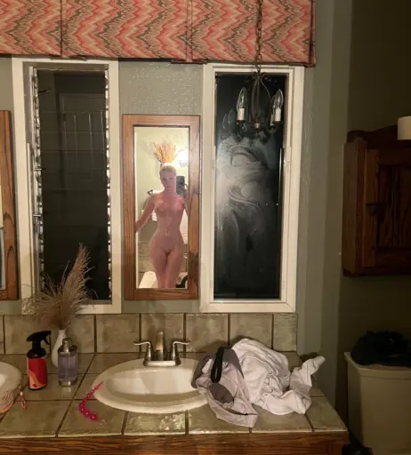 Image 2766035 from Lilly Bloomes