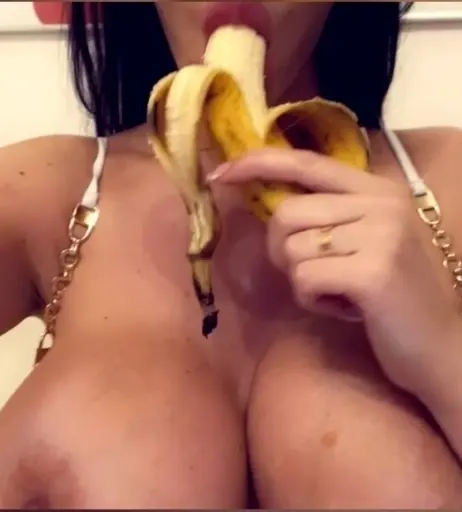 Image 2767635 from Yvonne Bar