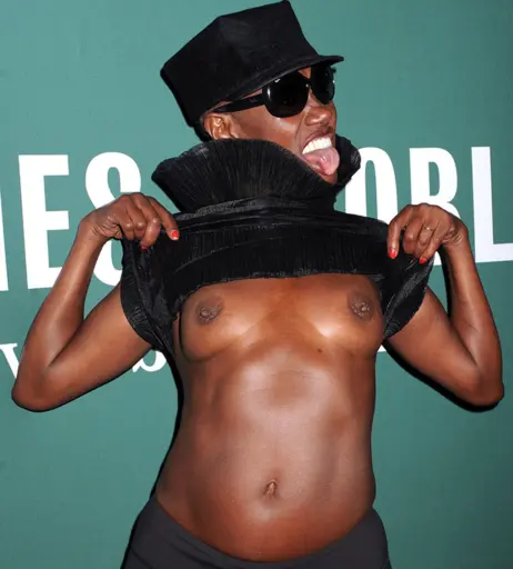 Image 2747053 from Grace Jones