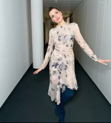 Image 2743737 from Bella Lesnik