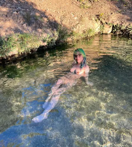 Image 2735121 from Heylyssten