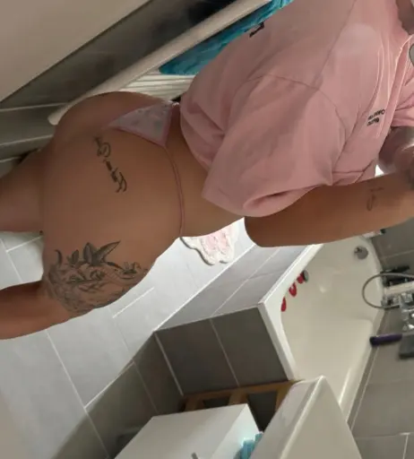 Image 273122 from Lara Bttn