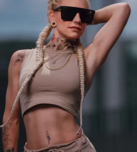 Image 2732663 from Jaybea