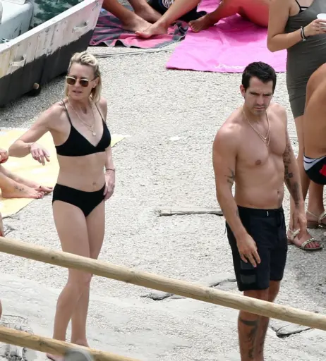 Image 2739855 from Robin Wright