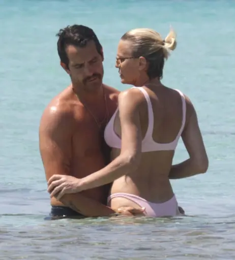 Image 2739932 from Robin Wright