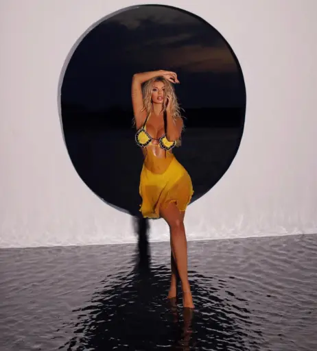 Image 2726878 from Luana Vjollca