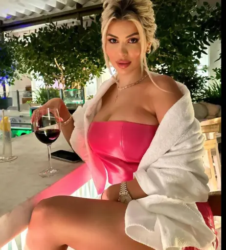 Image 2726673 from Luana Vjollca