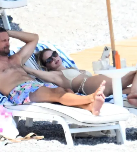 Image 2727672 from Heather Graham