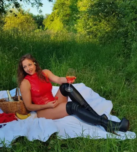 Image 2721868 from muc.model