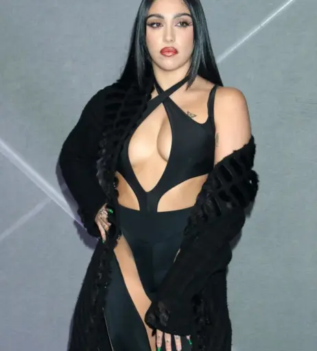 Image 2729097 from Lourdes Maria Ciccone Leon