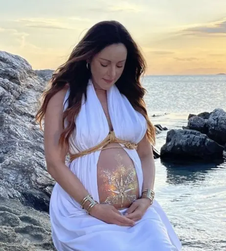 Image 27155516 from Pregnant